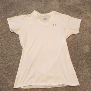 White under armour workout top